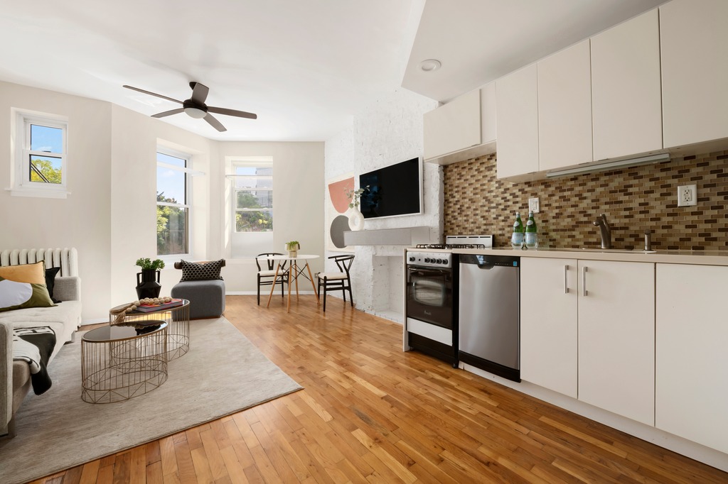 786 Washington Avenue, Unit 2 Brooklyn, NY 11238 - Photo 3 of 8 Gallery Image 3