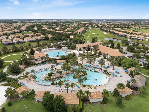 $673,500 | 9050 Stinger Drive, Davenport, FL 33896