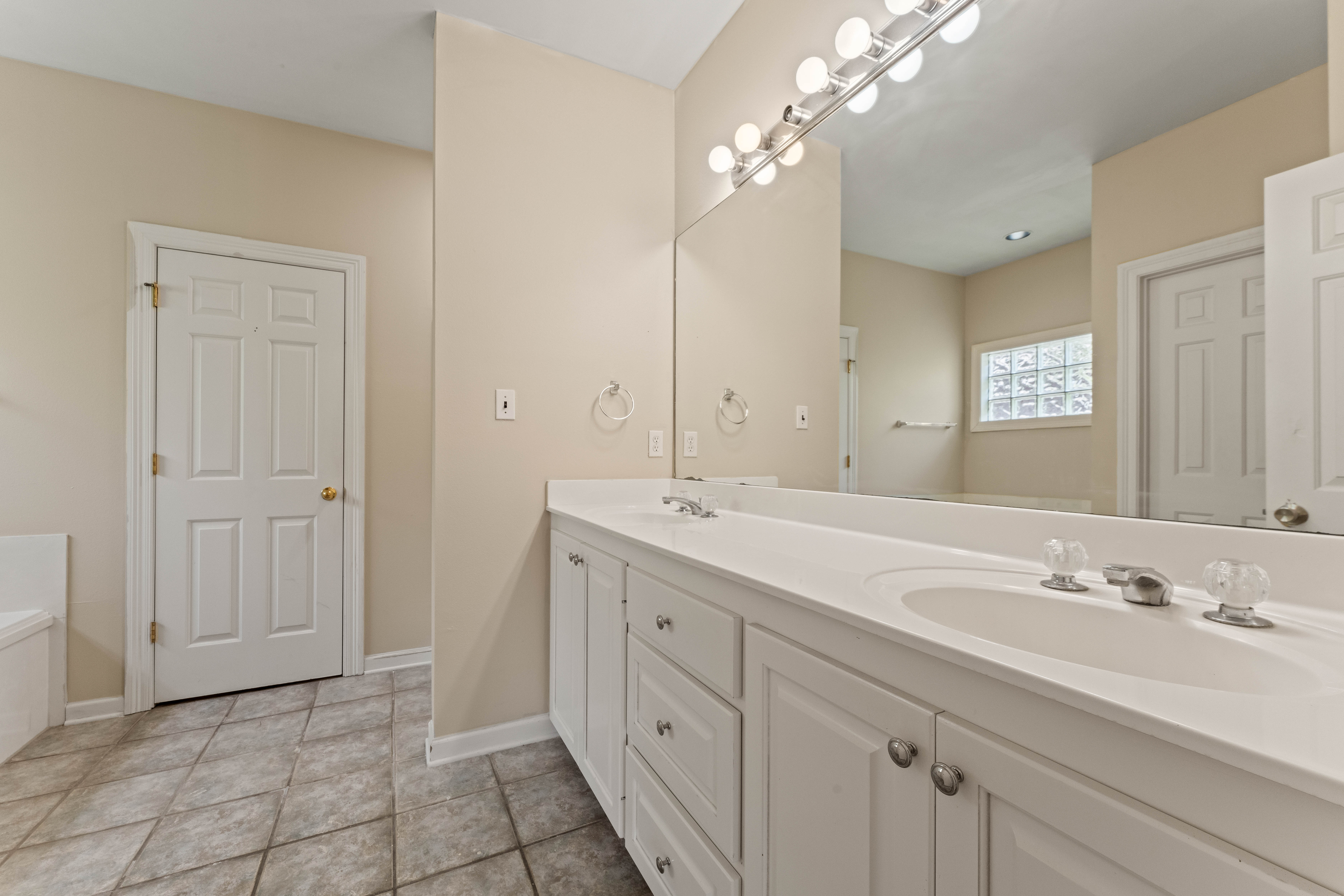 5535 Ducros Drive Baton Rouge, LA 70820 - Photo 12 of 21
