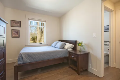 $5,000,000 | 30 Half Moon Lane, Unit Undisclosed, Irvington, NY 10533