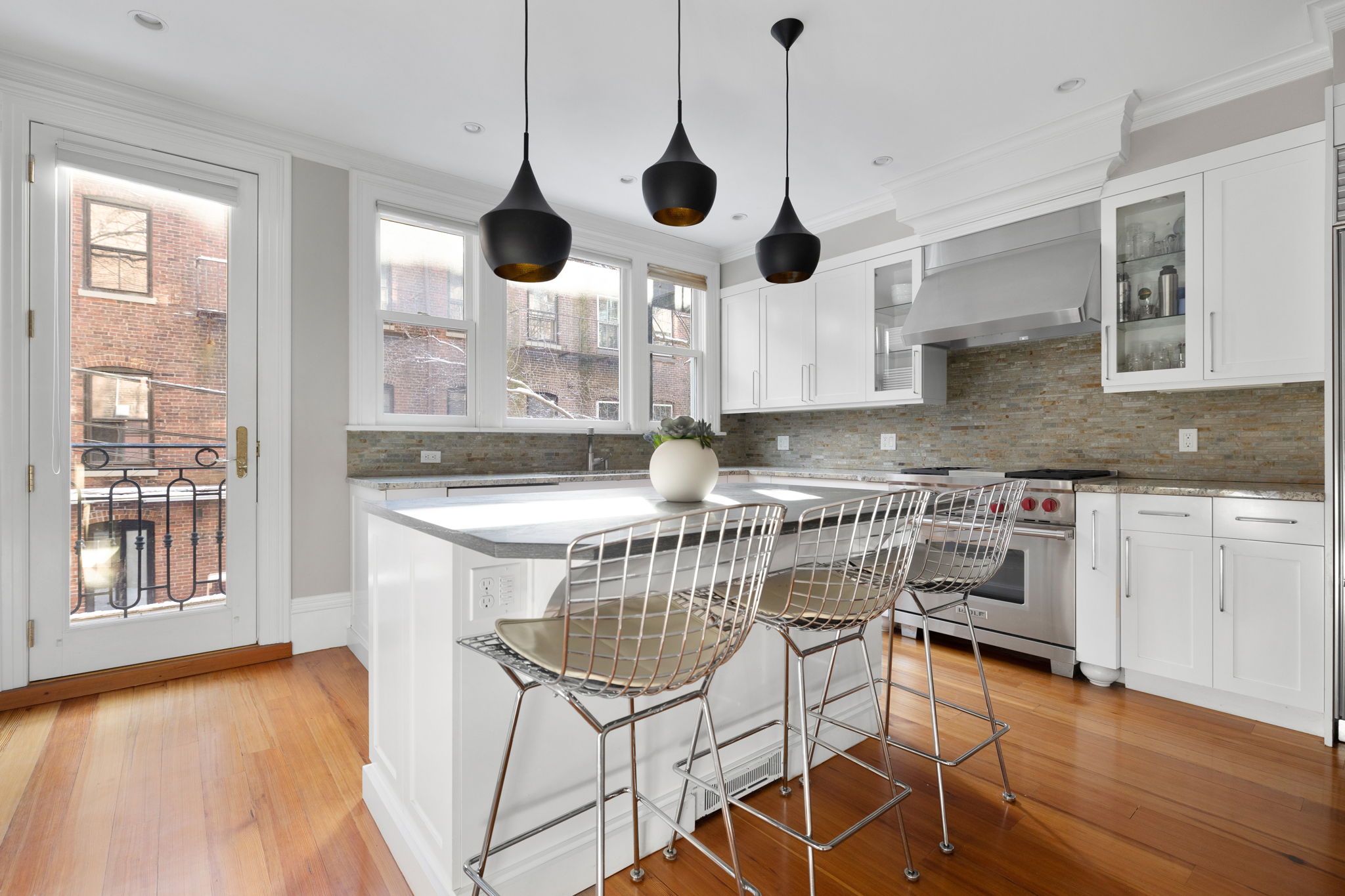 48 Appleton Street Boston, MA 02116 - Photo 3 of 39