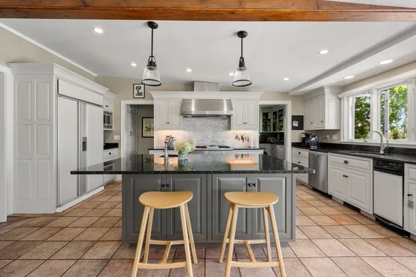 $3,100,000 | 535 Washington Street, Duxbury, MA 02332