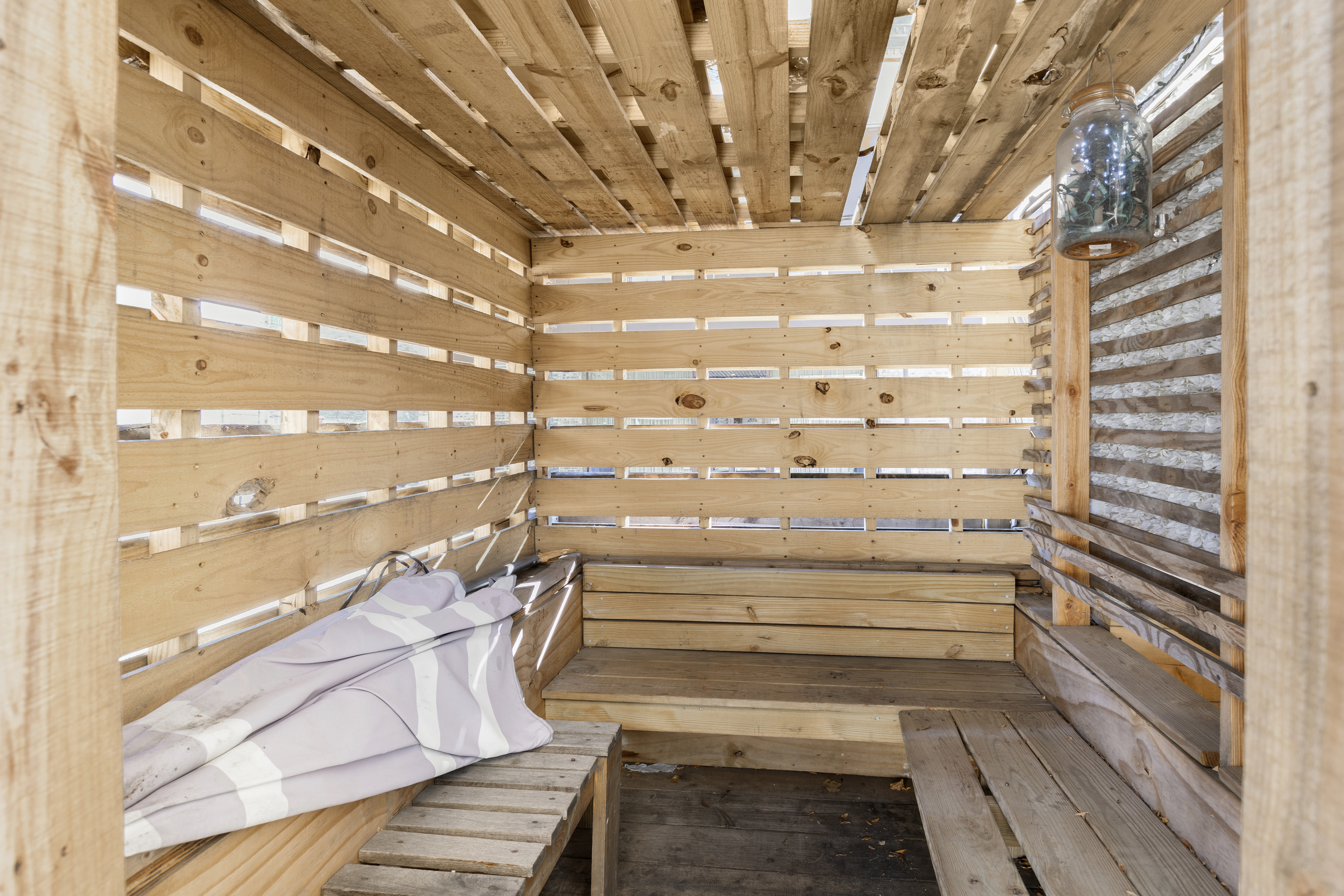 487 Seneca Avenue Queens, NY 11385 - Photo 17 of 19