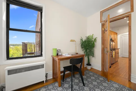 $360,000 | 3875 Waldo Avenue, Unit 6E | Fieldston