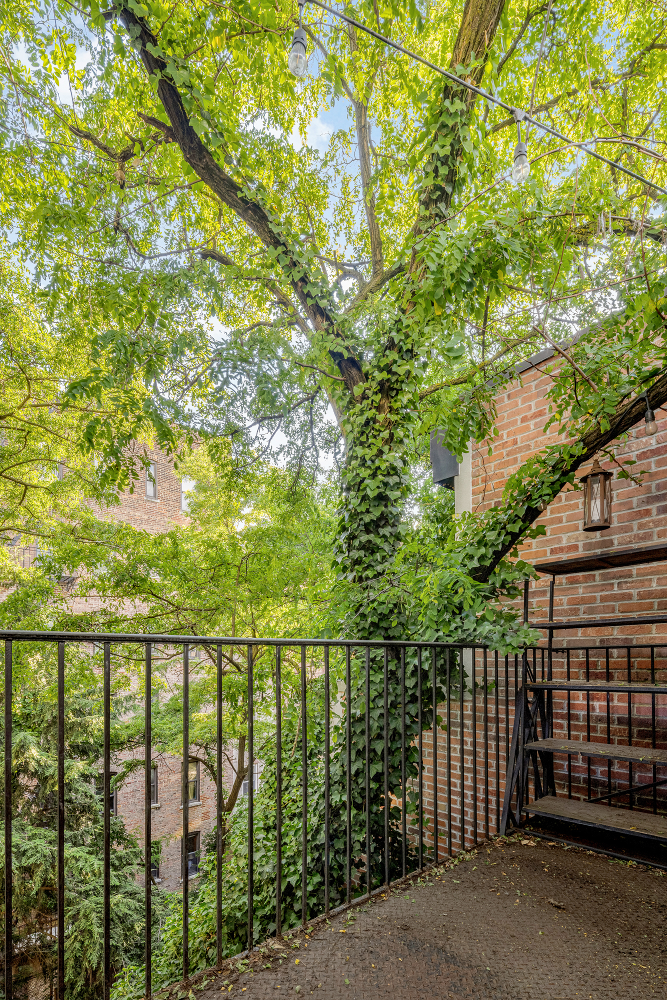 342 West 22nd Street, Unit 3 Manhattan, NY 10011 - Photo 3 of 11 a view of a balcony