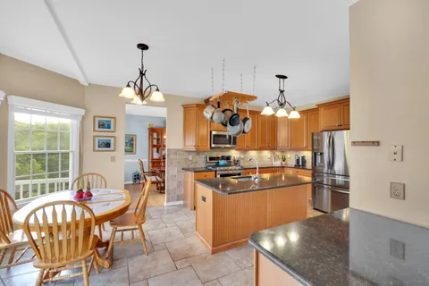 $895,000 | 6 Ridge Road, Frenchtown, NJ 08825