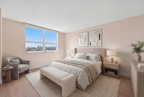 $1,200,000 | 90 Alton Road, Unit 1810, Miami Beach, FL 33139