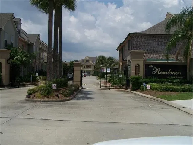 $3,600 | 2129 Hyde Park Avenue, Harvey, LA 70058