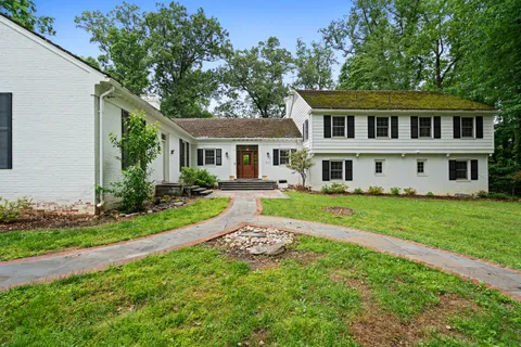 Contact Agent | 6613 Bradley Boulevard, Bethesda, MD 20817