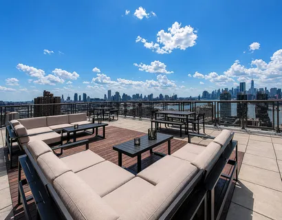 $4,638 | 424 Bedford Avenue, Unit 8B | Williamsburg