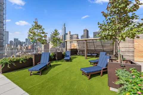 $1,250,000 | 225 East 34th Street, Unit 3K | Murray Hill