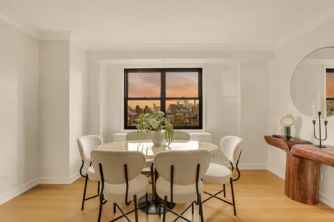 $3,495,000 | 31 Jane Street, Unit 10FG | West Village