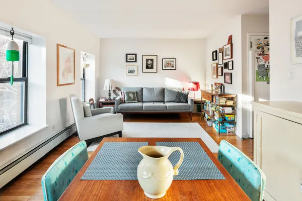 $4,200 | 241 St James Place, Unit 3 | Clinton Hill