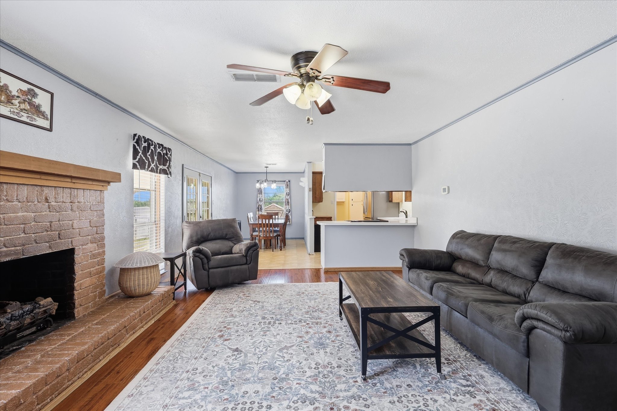 892 Highland Circle Springtown, TX 76082 - Photo 11 of 36 Gallery Image 11