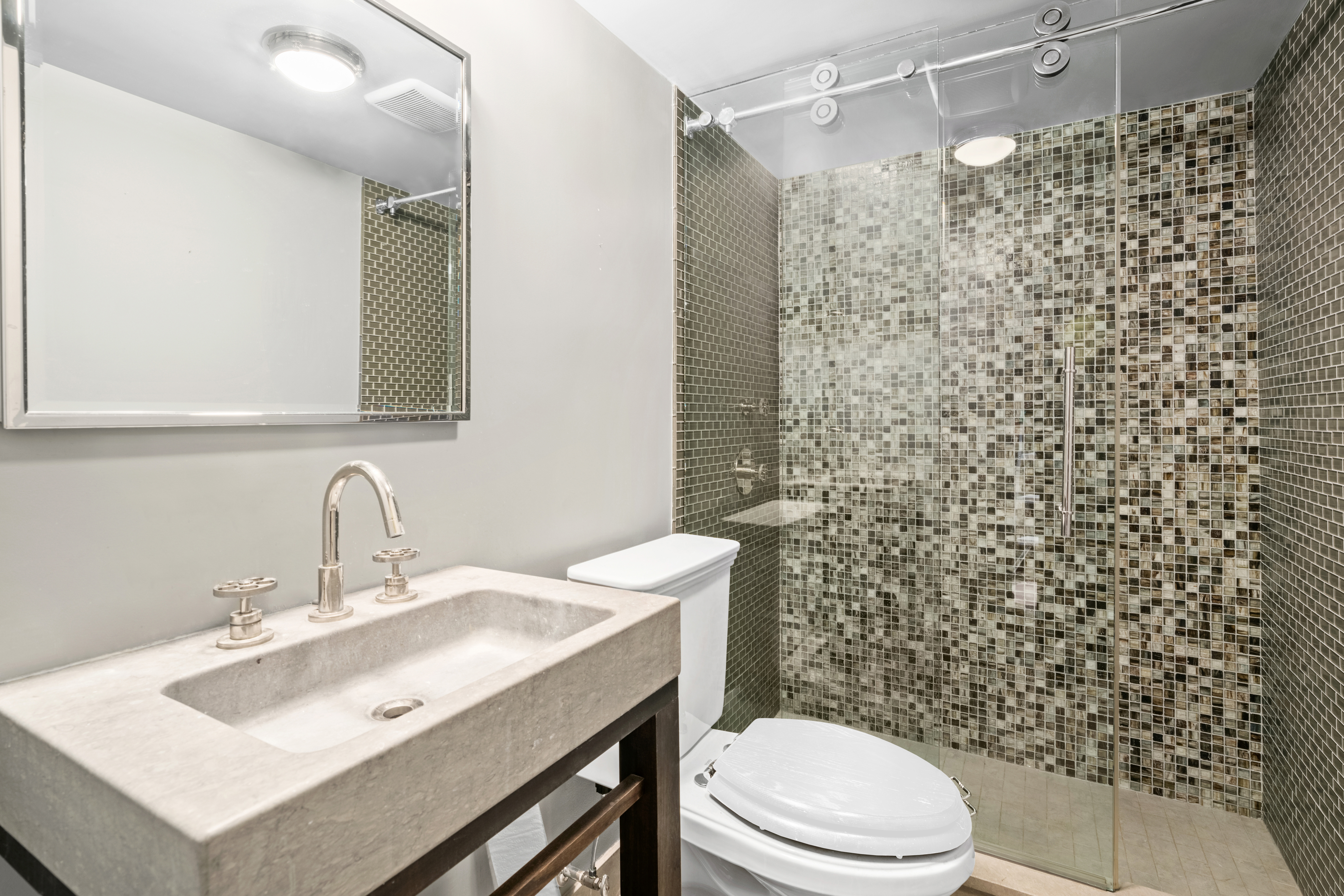 58 Downing Street Manhattan, NY 10014 - Photo 16 of 18