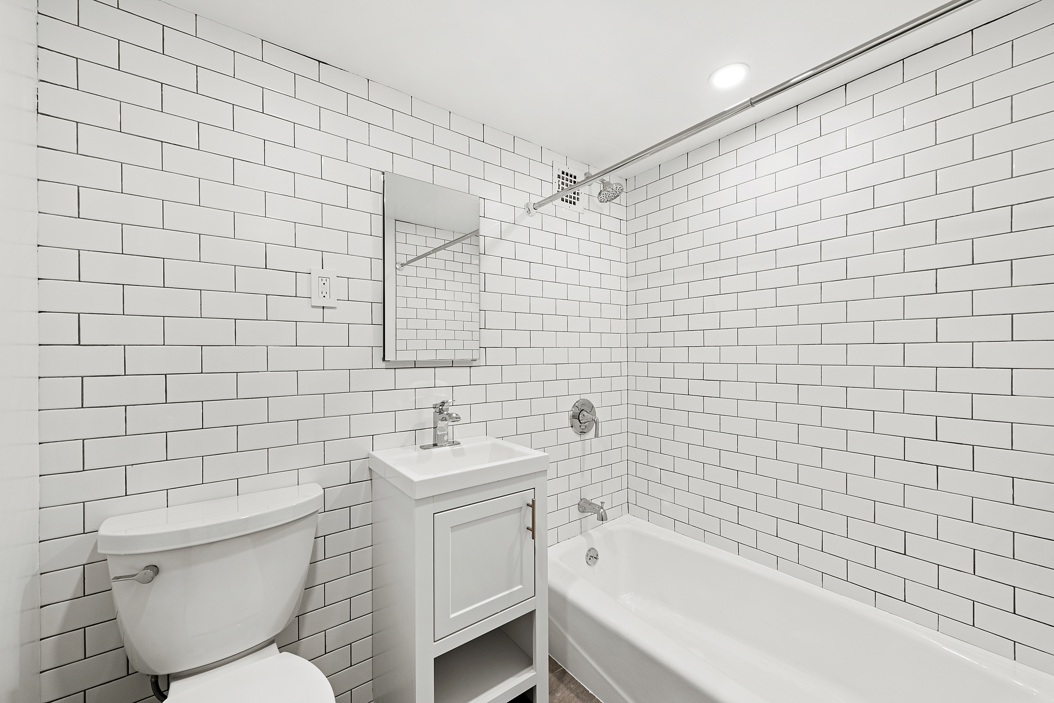 324 Pearl Street, Unit 1G Manhattan, NY 10038 - Photo 8 of 13