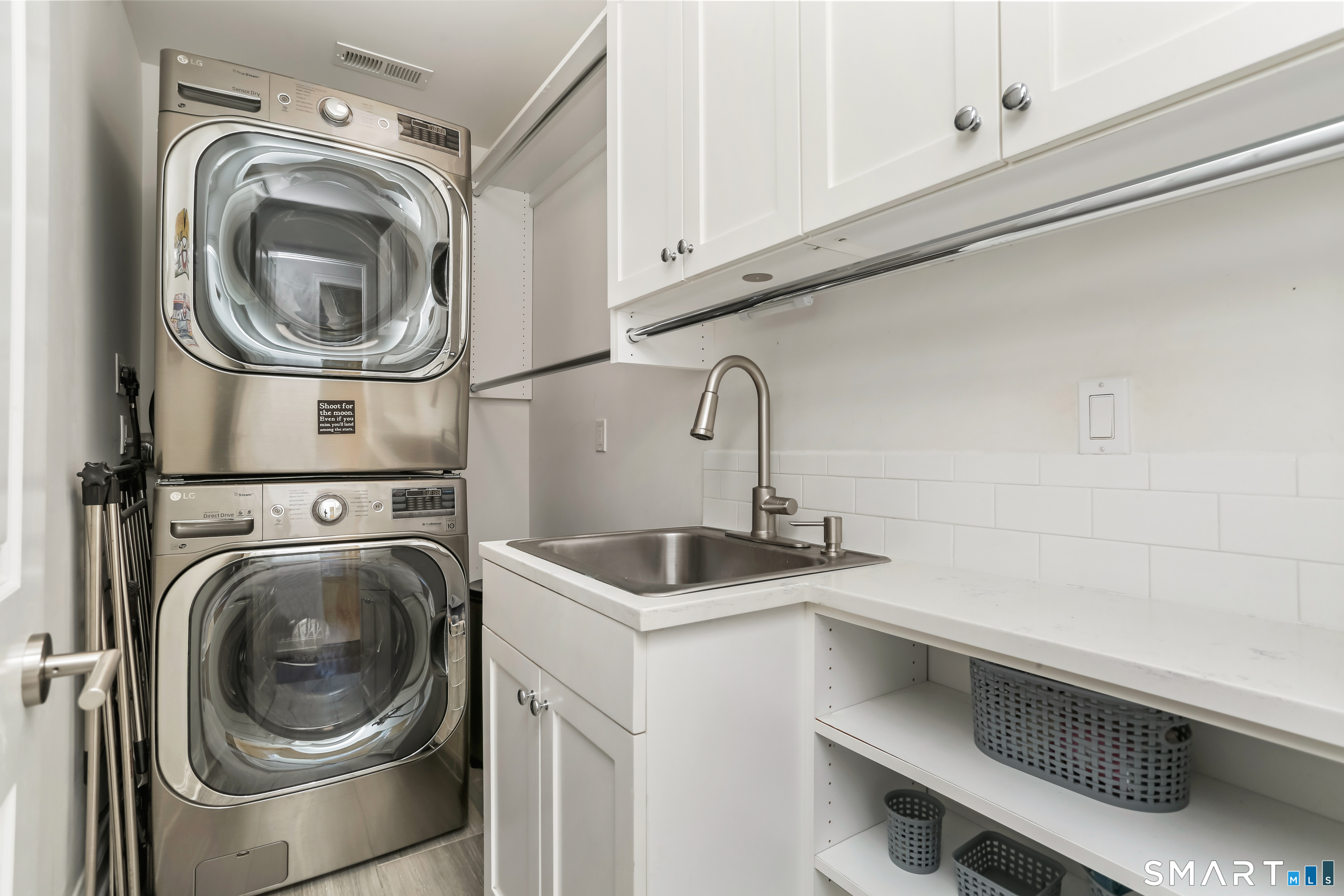 1 Angora Road Westport, CT 06880 - Photo 33 of 39