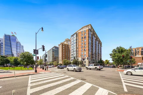 $525,000 | 555 Massachusetts Avenue Northwest, Unit 1419, Washington, DC 20001