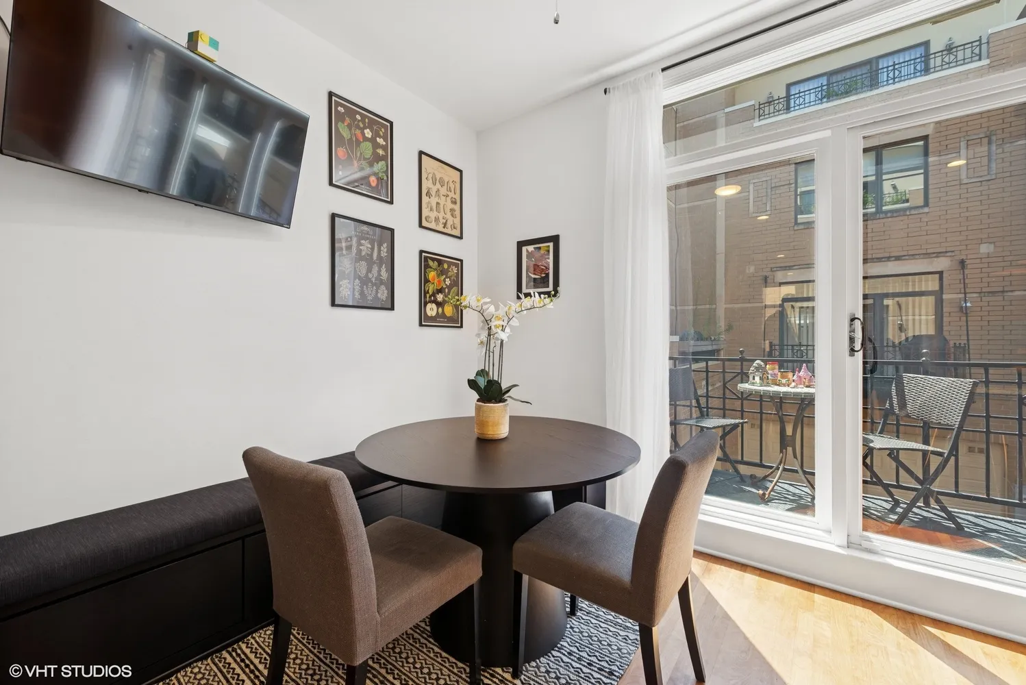 $895,000 | 1816 South Indiana Avenue, Unit G, Chicago, IL 60616