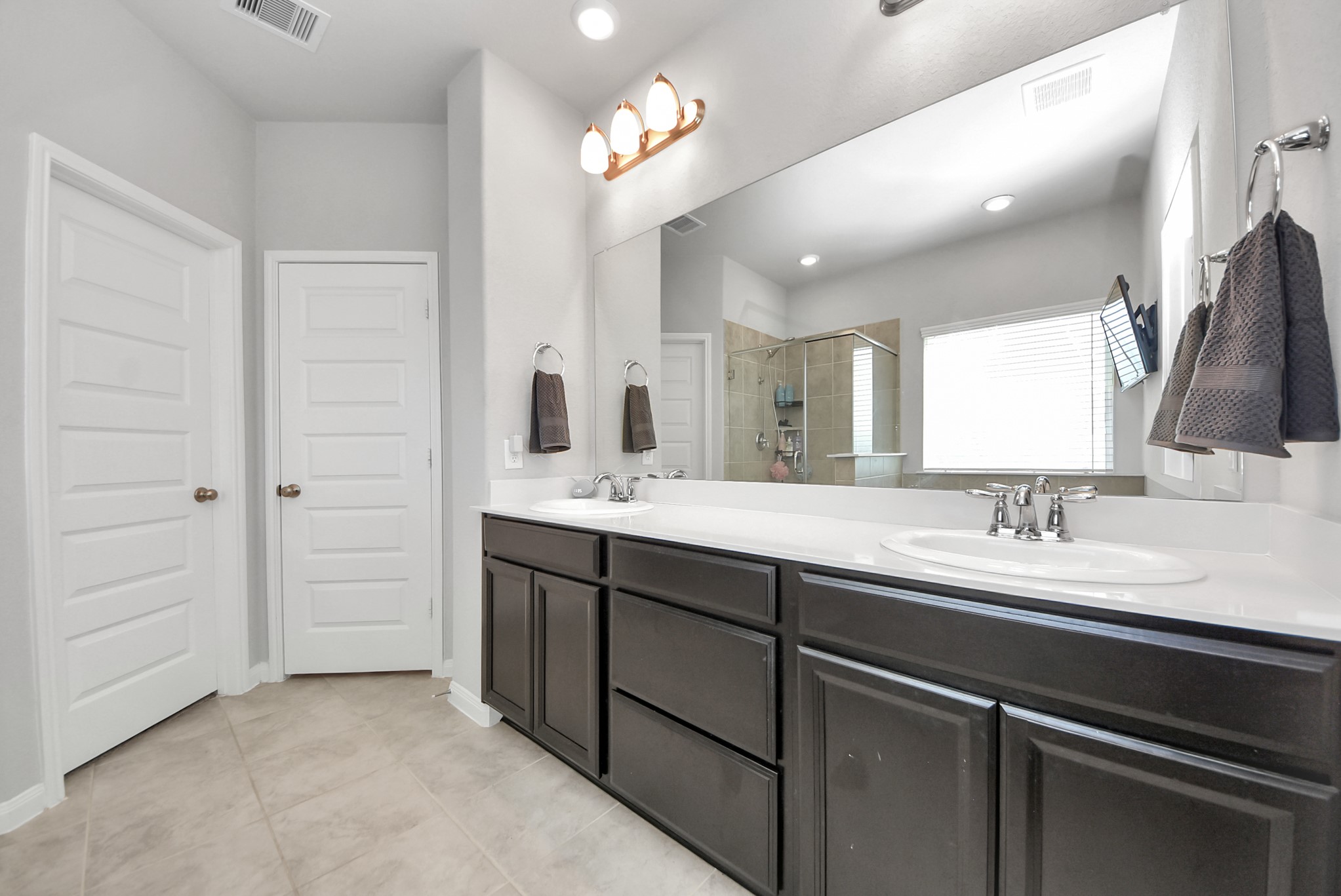 930 Pismo Lane Rosharon, TX 77583 - Photo 11 of 29 Gallery Image 11