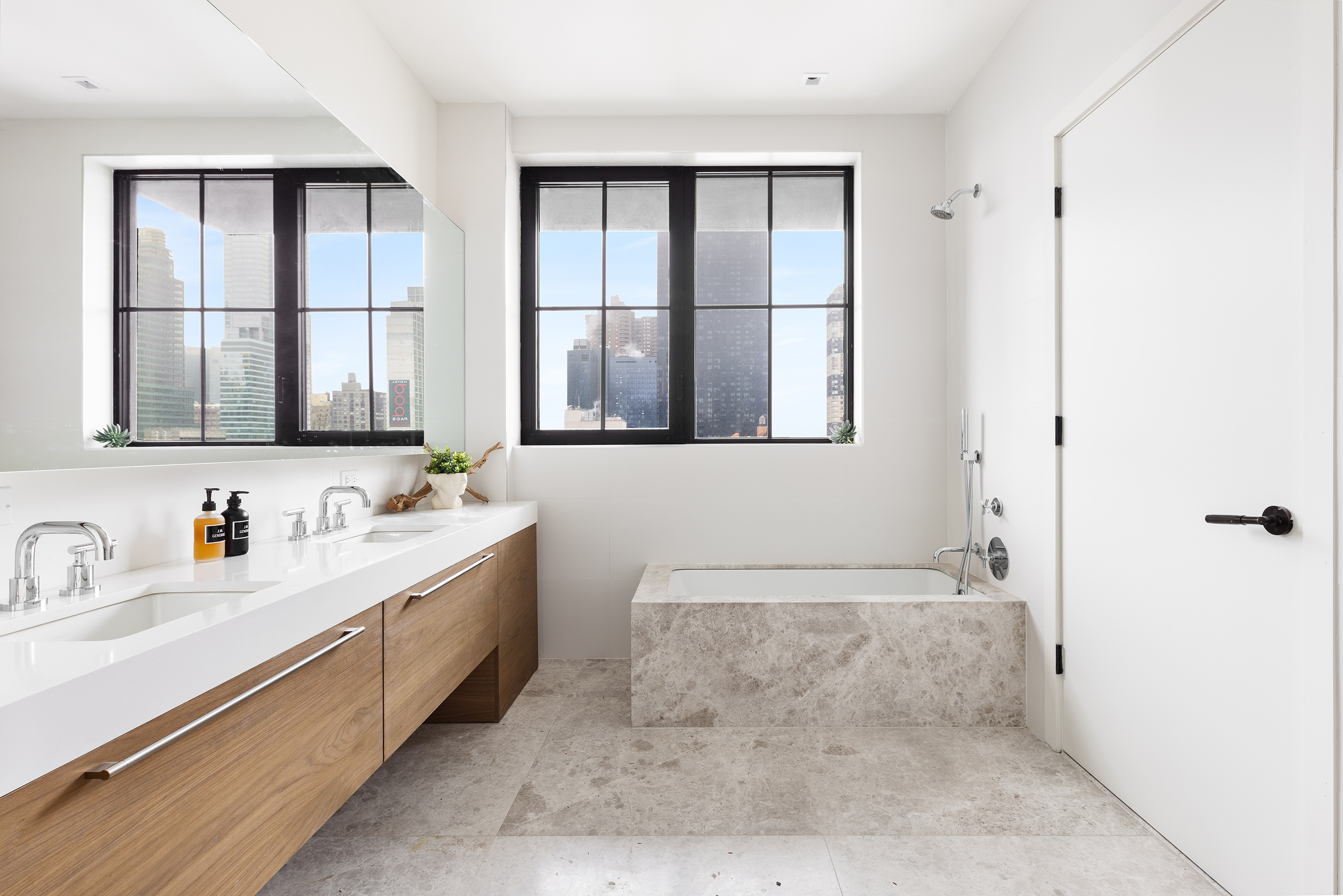 441 West 37th Street, Unit PH1 Manhattan, NY 10018 - Photo 10 of 14