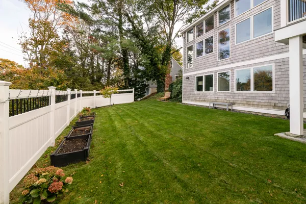 $1,250,000 | 255 Elm Street, Marshfield, MA 02050