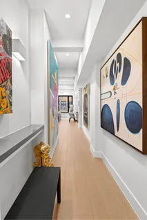$2,975,000 | 233 West 26th Street, Unit 7E | Chelsea
