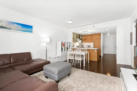 $1,275,000 | 462 West 58th Street, Unit 3E | Hell's Kitchen