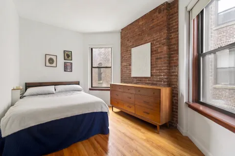 $1,300,000 | 798 President Street, Unit 4R | Park Slope