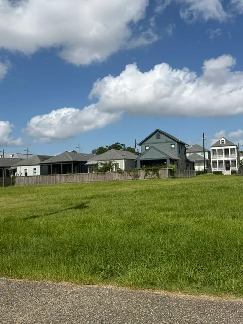 $149,000 | 209 Pacific Avenue, New Orleans, LA 70114