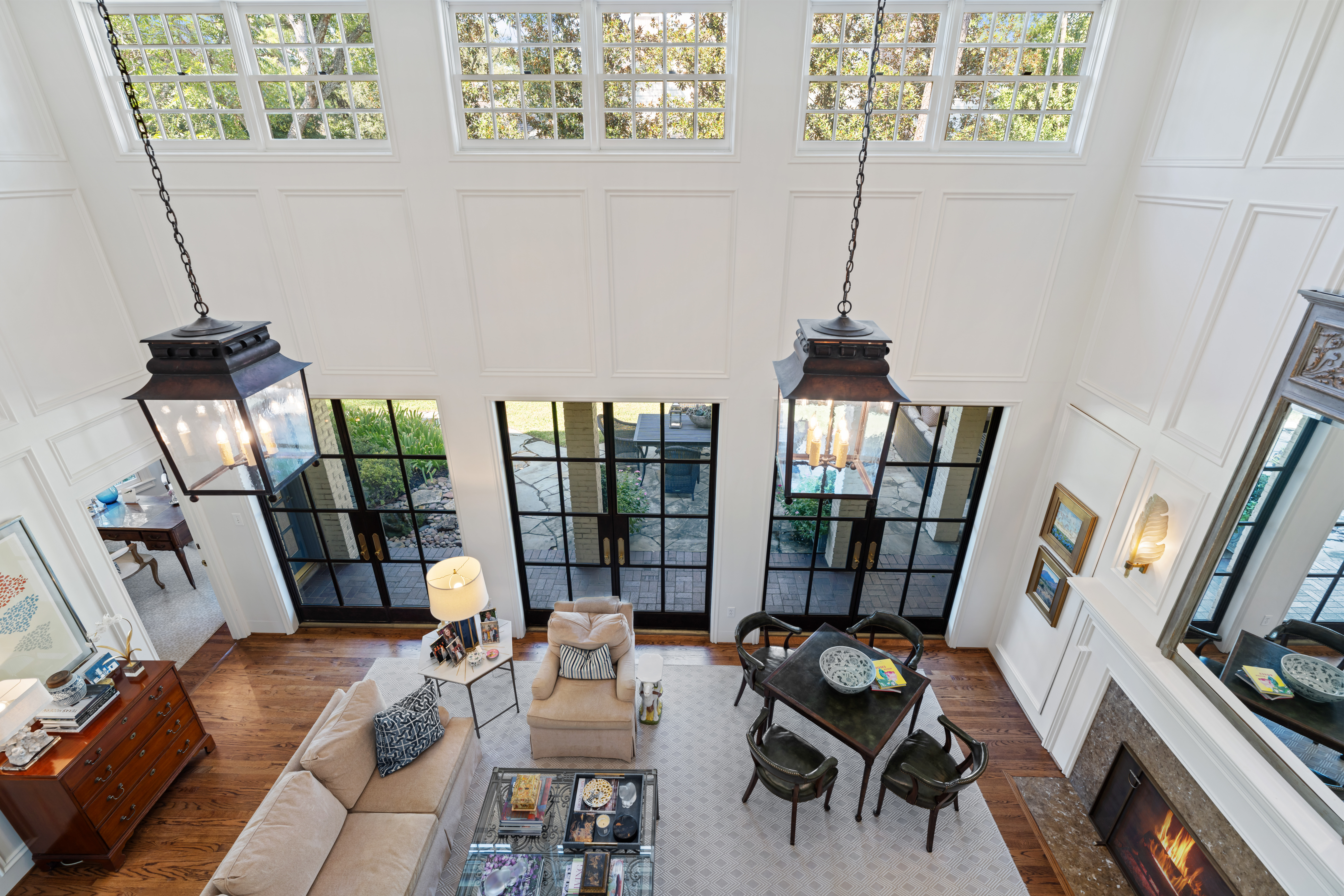 711 Pifer Road Houston, TX 77024 - Photo 2 of 53 a living room with furniture and a window