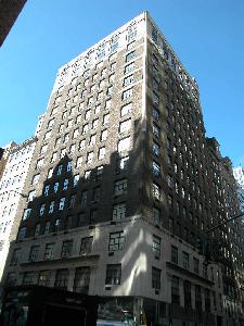 244 Madison Avenue, Unit 4B Manhattan, NY 10016 - Photo 9 of 10 a view of a large building