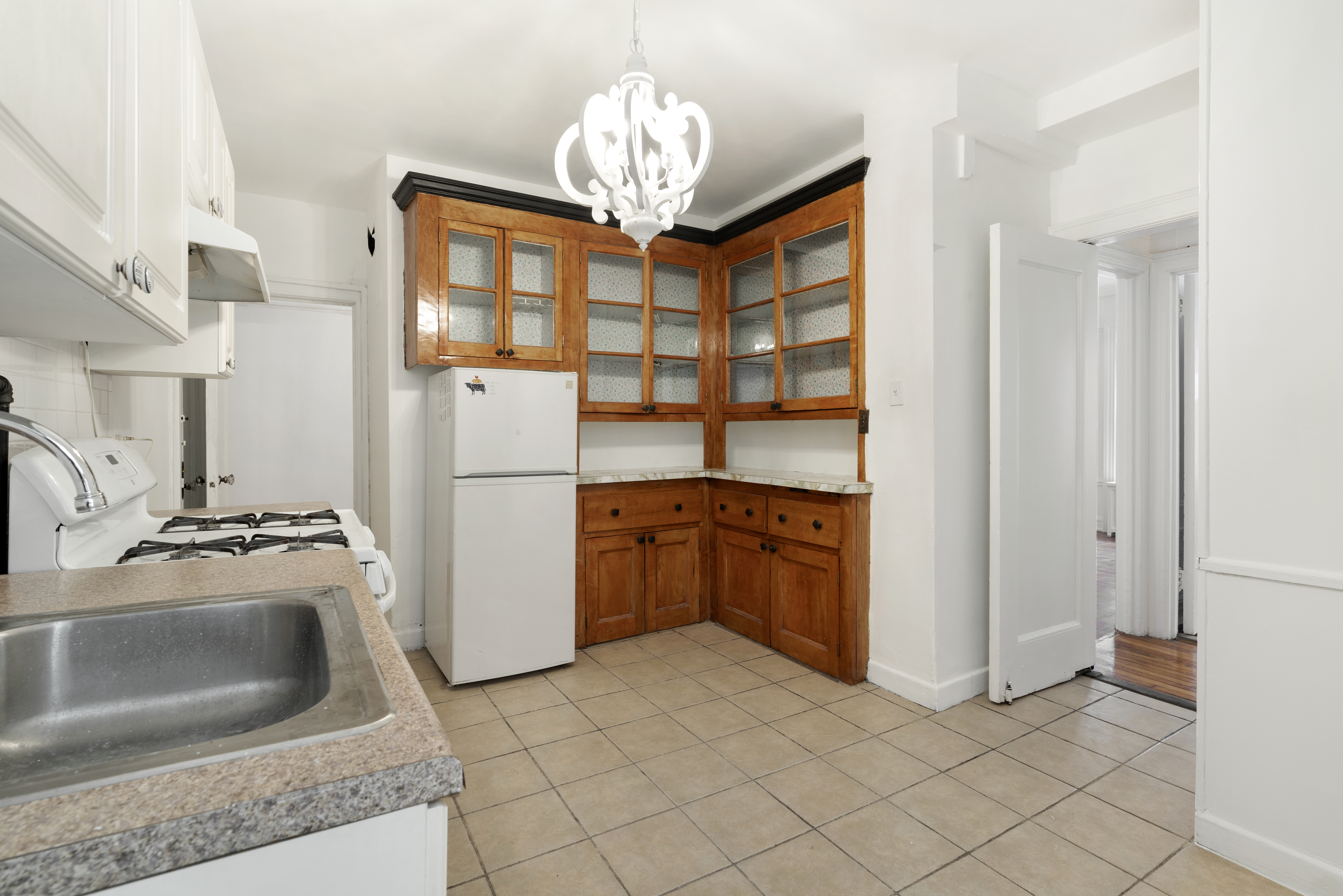 41 West 82nd Street, Unit 4D Manhattan, NY 10024 - Photo 6 of 16