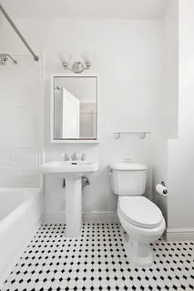 $2,700,000 | 1140 5th Avenue, Unit 14B | Upper East Side