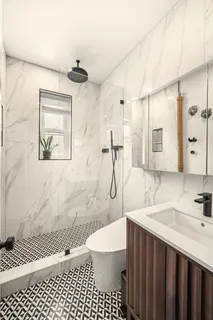 $899,900 | 67 Morton Street, Unit 6D | West Village