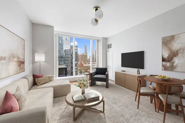 $6,500 | 1 West End Avenue, Unit 15C | Upper West Side