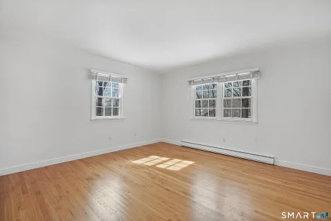 $895,000 | 39 McIntosh Road, Stamford, CT 06903