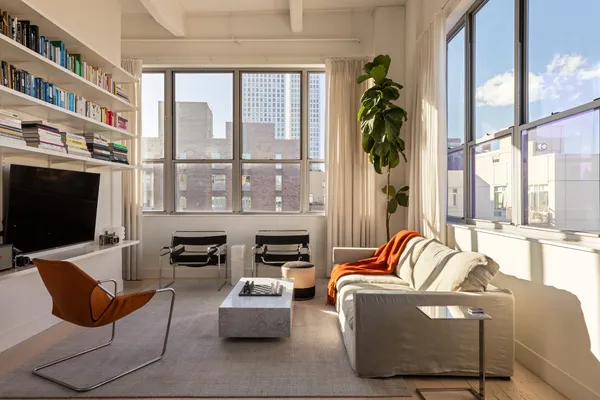 $2,250,000 | 338 Berry Street, Unit 7J | Williamsburg