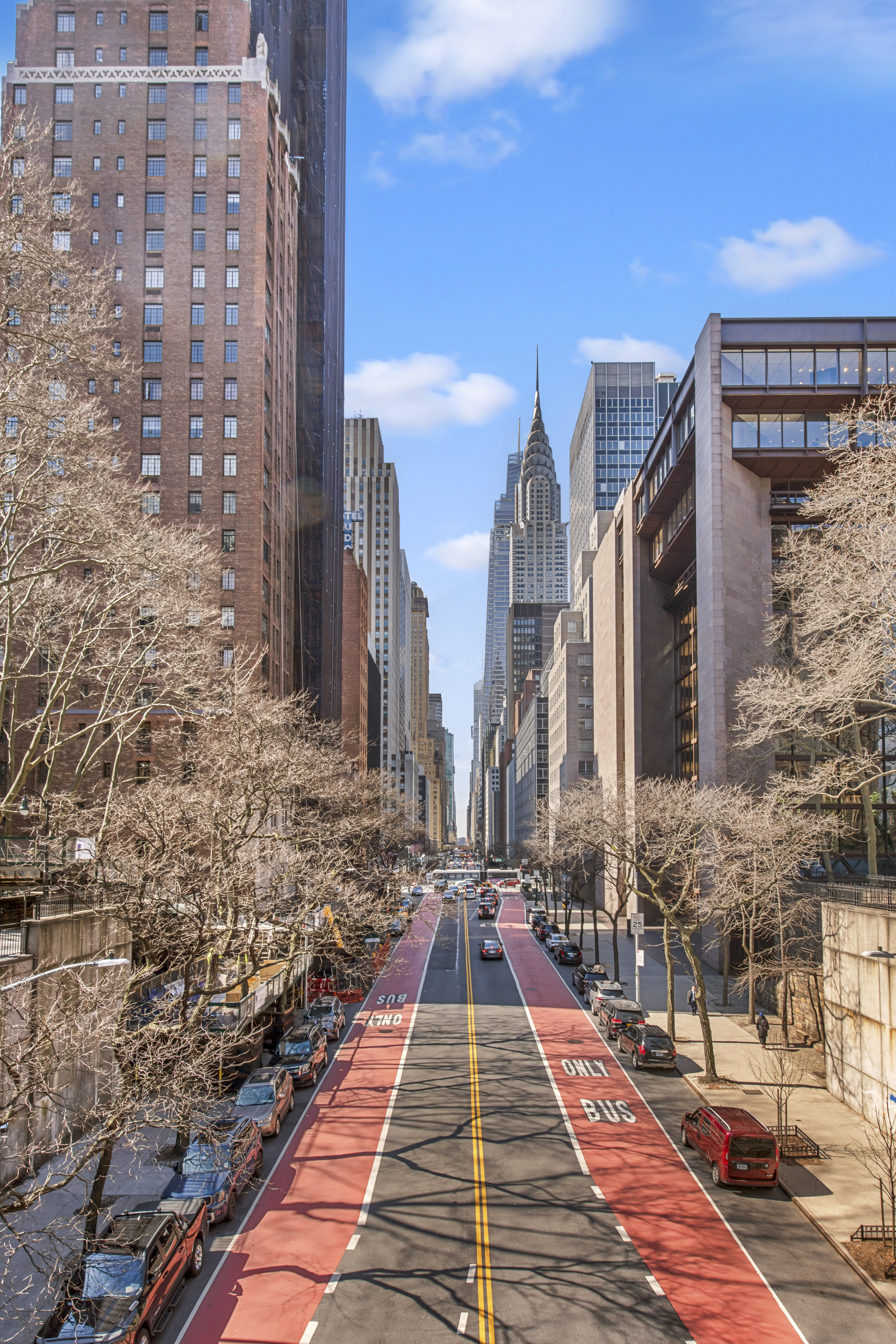 25 Tudor City Place, Unit 1419 Manhattan, NY 10017 - Photo 10 of 14 a view of a pathway both side of building
