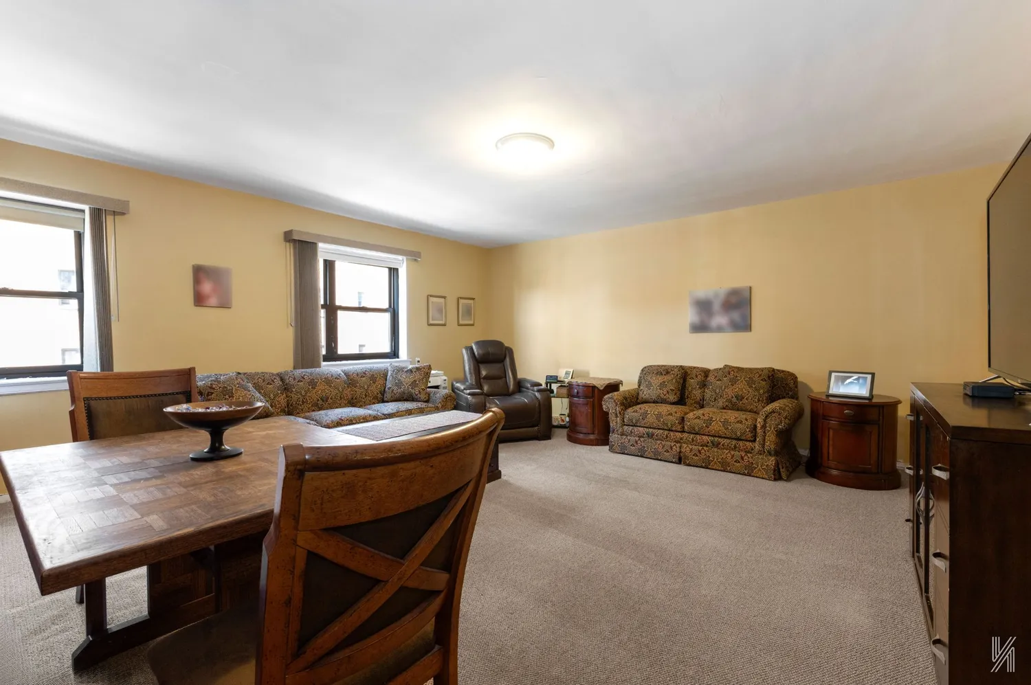 $379,000 | 34-10 94th Street, Unit 3D | Jackson Heights