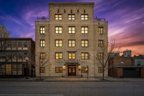 $215,000 | 104 West Madison Street, Unit 9, Baltimore, MD 21201