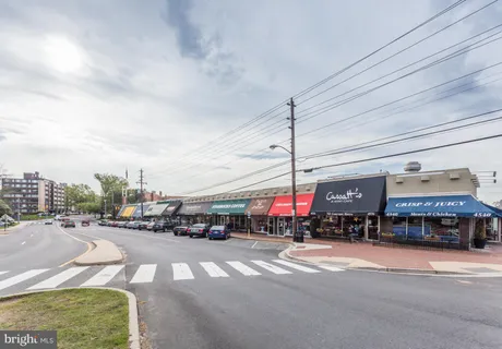 $465,000 | 4360 Cherry Hill Road, Unit 103, Arlington, VA 22207