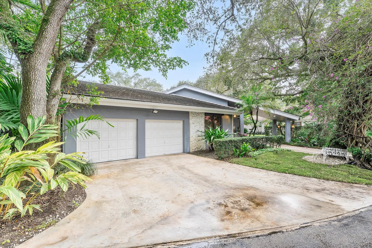 $1,999,000 | 3333 Southwest 59th Street, Fort Lauderdale, FL 33312