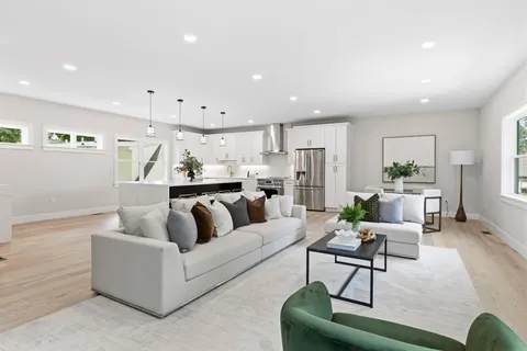 $1,690,000 | 35 Miller Avenue, Framingham, MA 01702