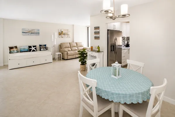 $245,000 | 17021 North Bay Road, Unit 816, North Miami Beach, FL 33160