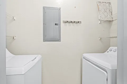 $199,000 | 2308 57th Circle, Vero Beach, FL 32966