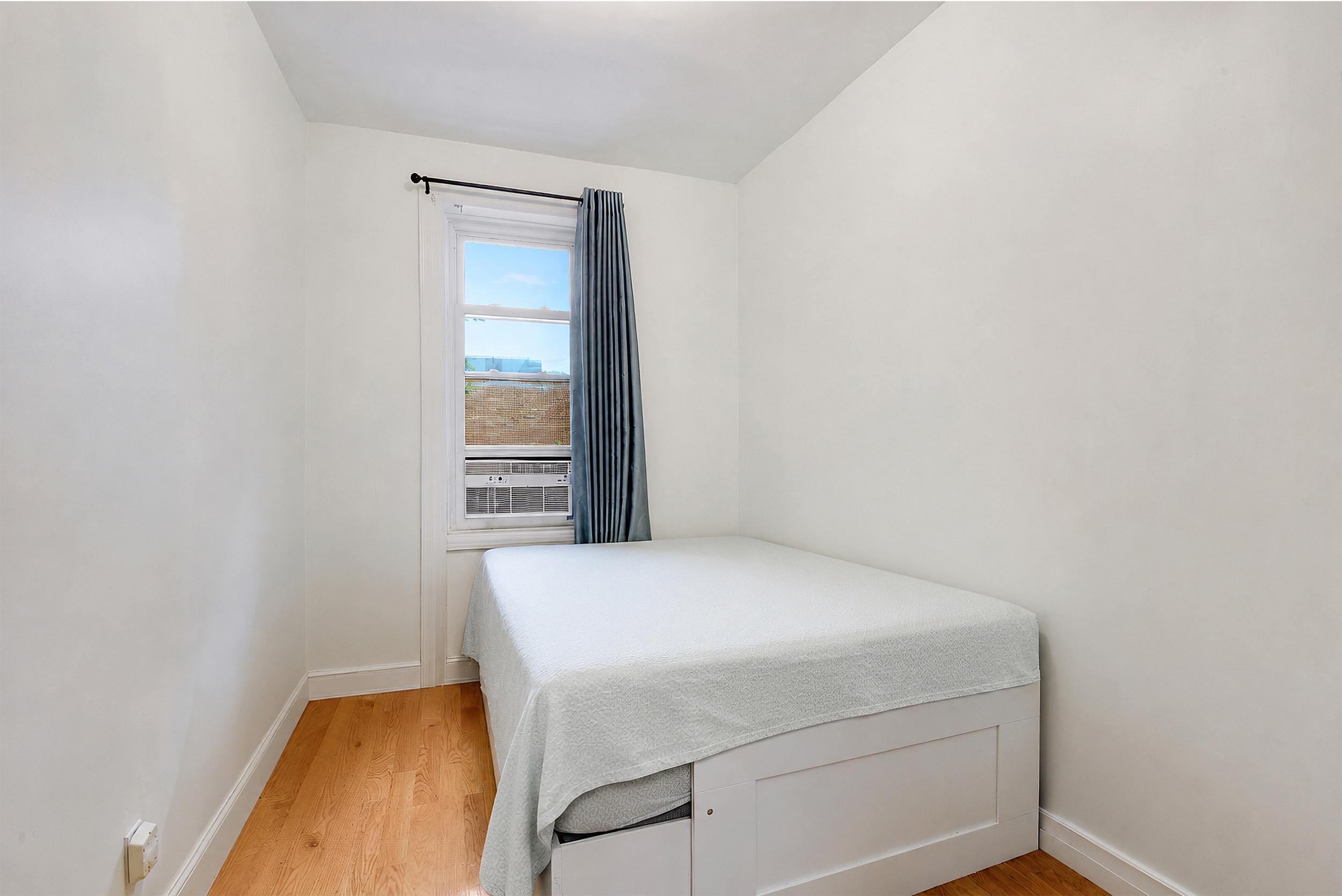 256 87th Street Brooklyn, NY 11209 - Photo 8 of 12