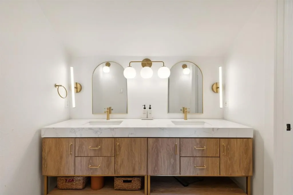 $1,190,000 | 9427 Hobart Street, Dallas, TX 75218