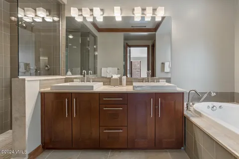 $4,395,000 | 1325 Westhaven Drive, Unit B201, Vail, CO 81657