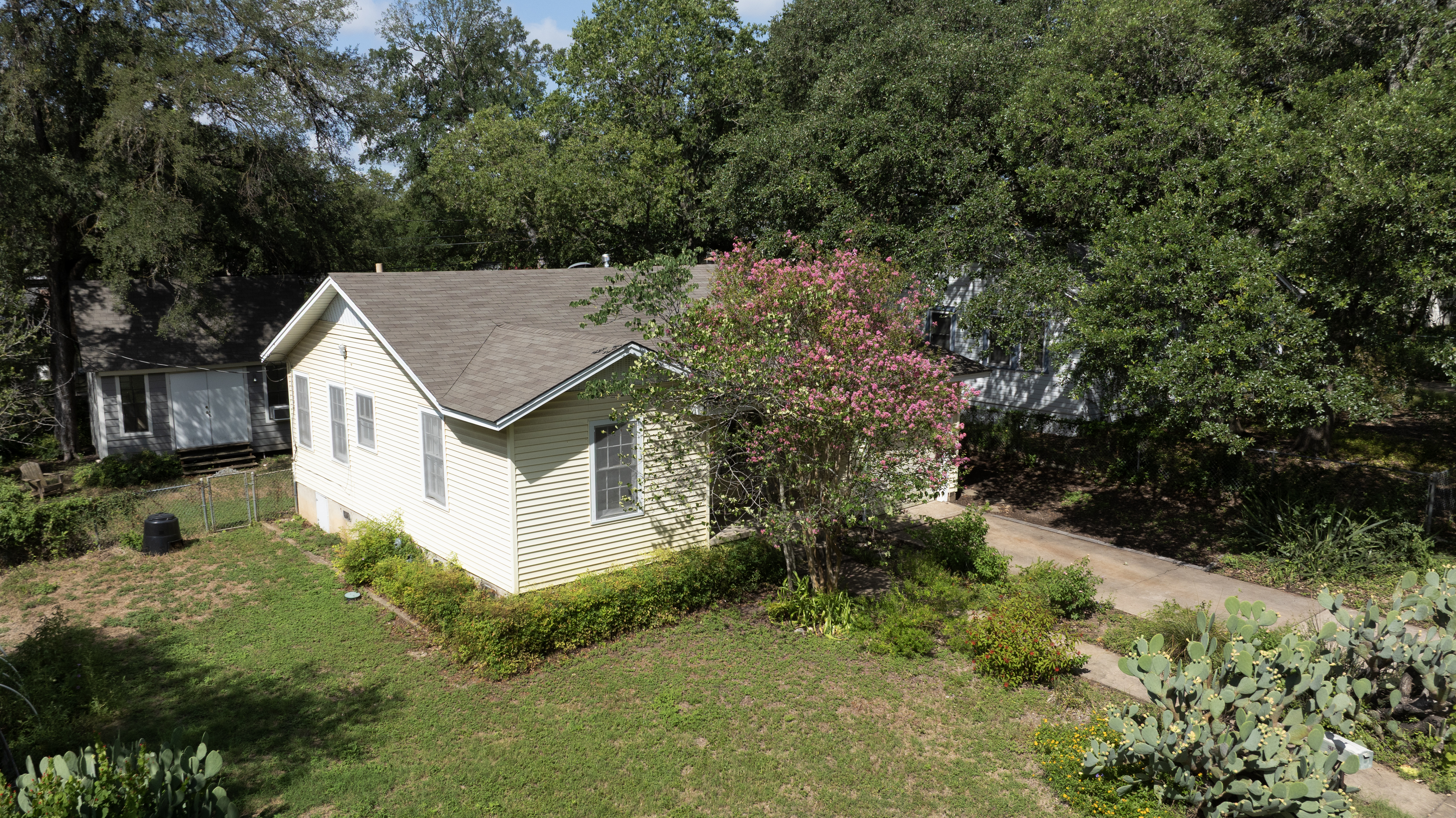 2107 Rabb Glen Street Austin, TX 78704 - Photo 5 of 30
